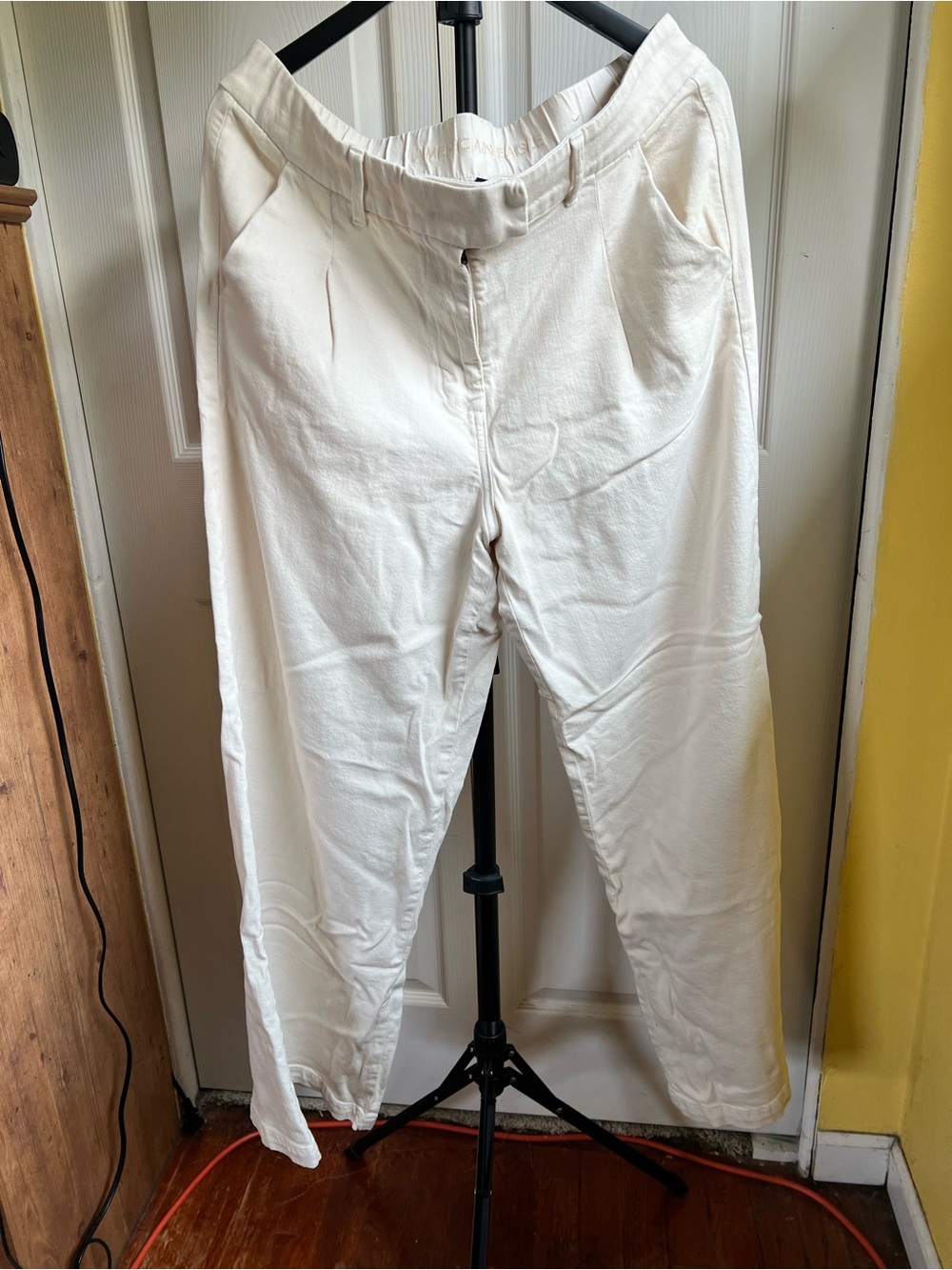 American Eagle Outfitters Cream/White Casual Trouser